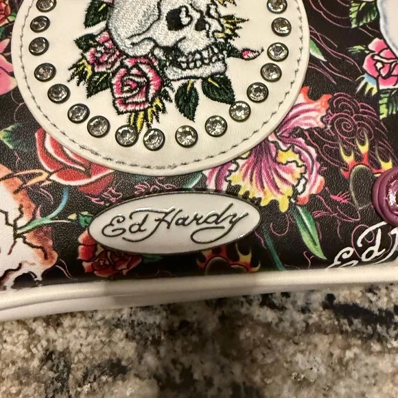 Ed Hardy Pink Floral Skull Accent Baguette Bag with crossbody - Picture 9 of 10